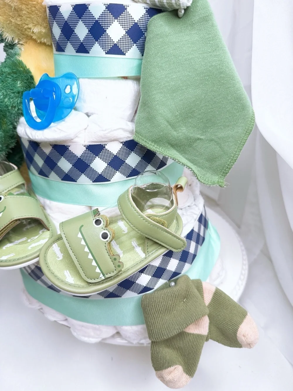 Crocodile Diaper Cake, Baby shower gift